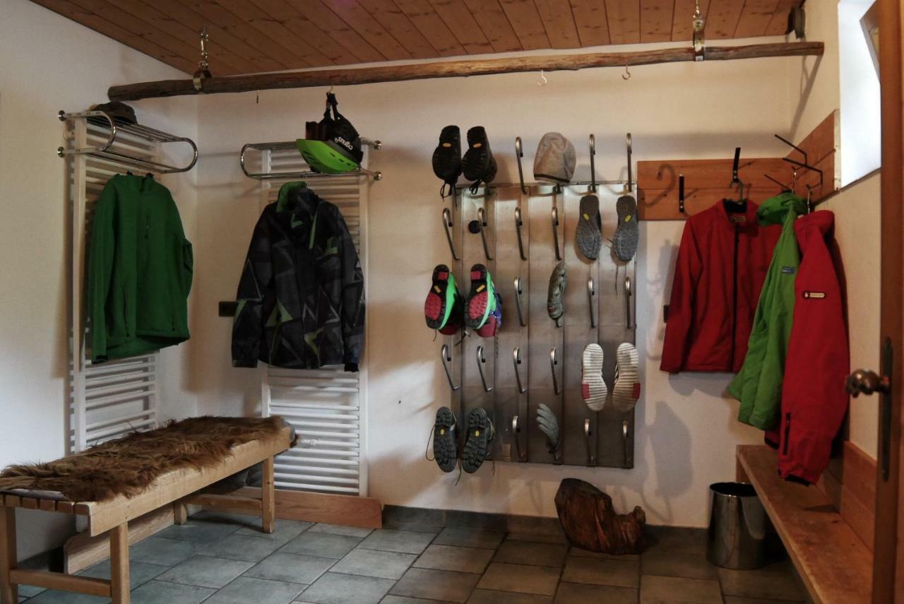 Ferienhaus Römerhütte Heiligenblut am Großglockner Exterior foto
